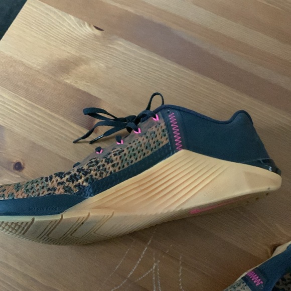 Nike Metcons size 12 - Picture 5 of 5